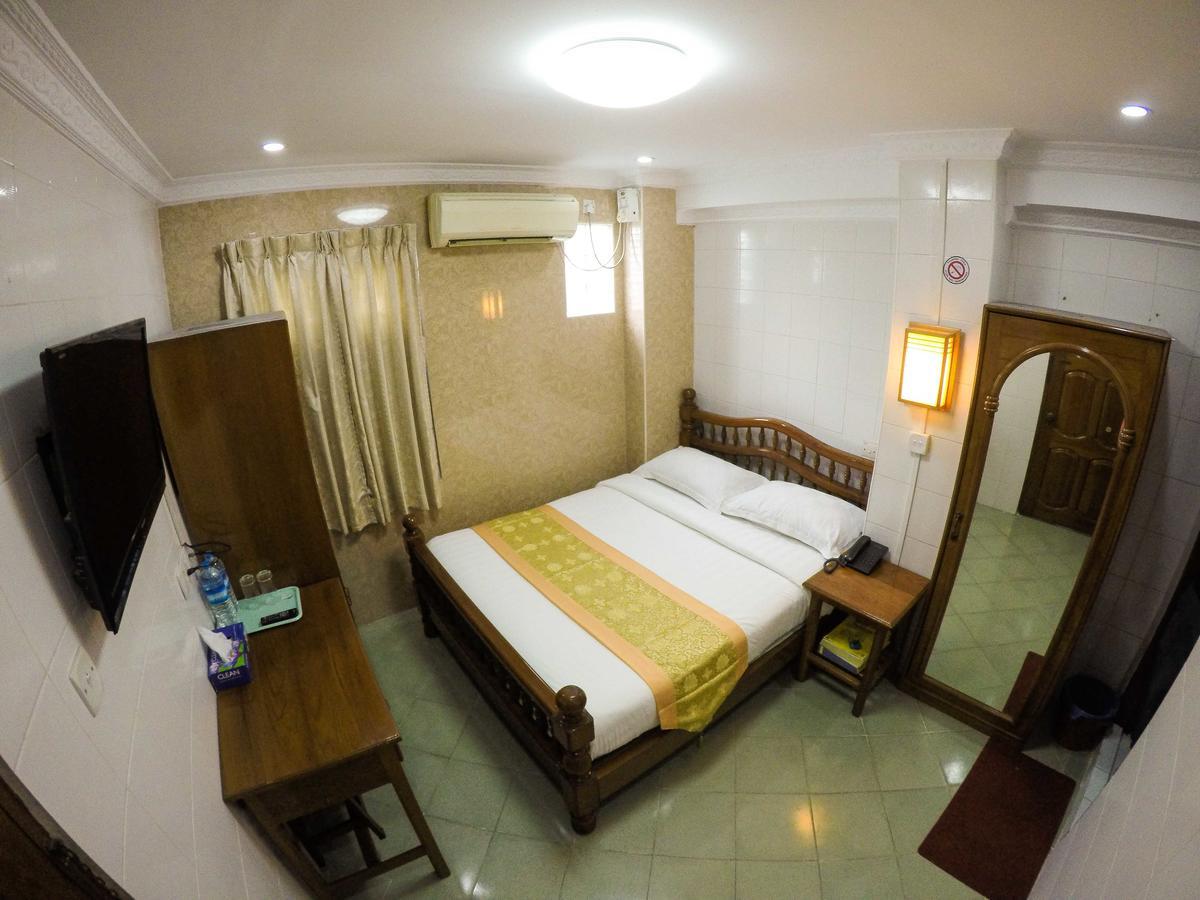 May Shan Hotel ย่างกุ้ง ภายนอก รูปภาพ