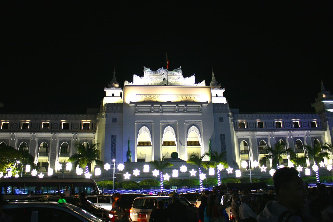 May Shan Hotel ย่างกุ้ง ภายนอก รูปภาพ